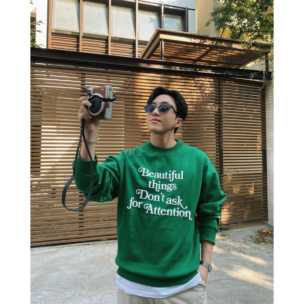 Levents Beautiful Things/ Green Unisex Oversized Sweater