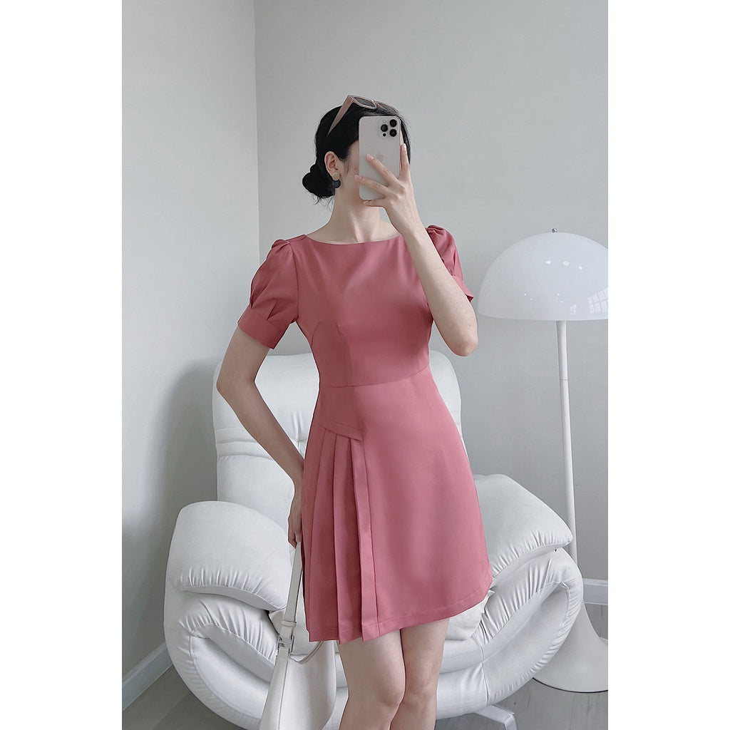 Women's dress with flared sleeves and pleated sleeves - Elegant office women's dress with concealer VIENNETRAN V63R22H012