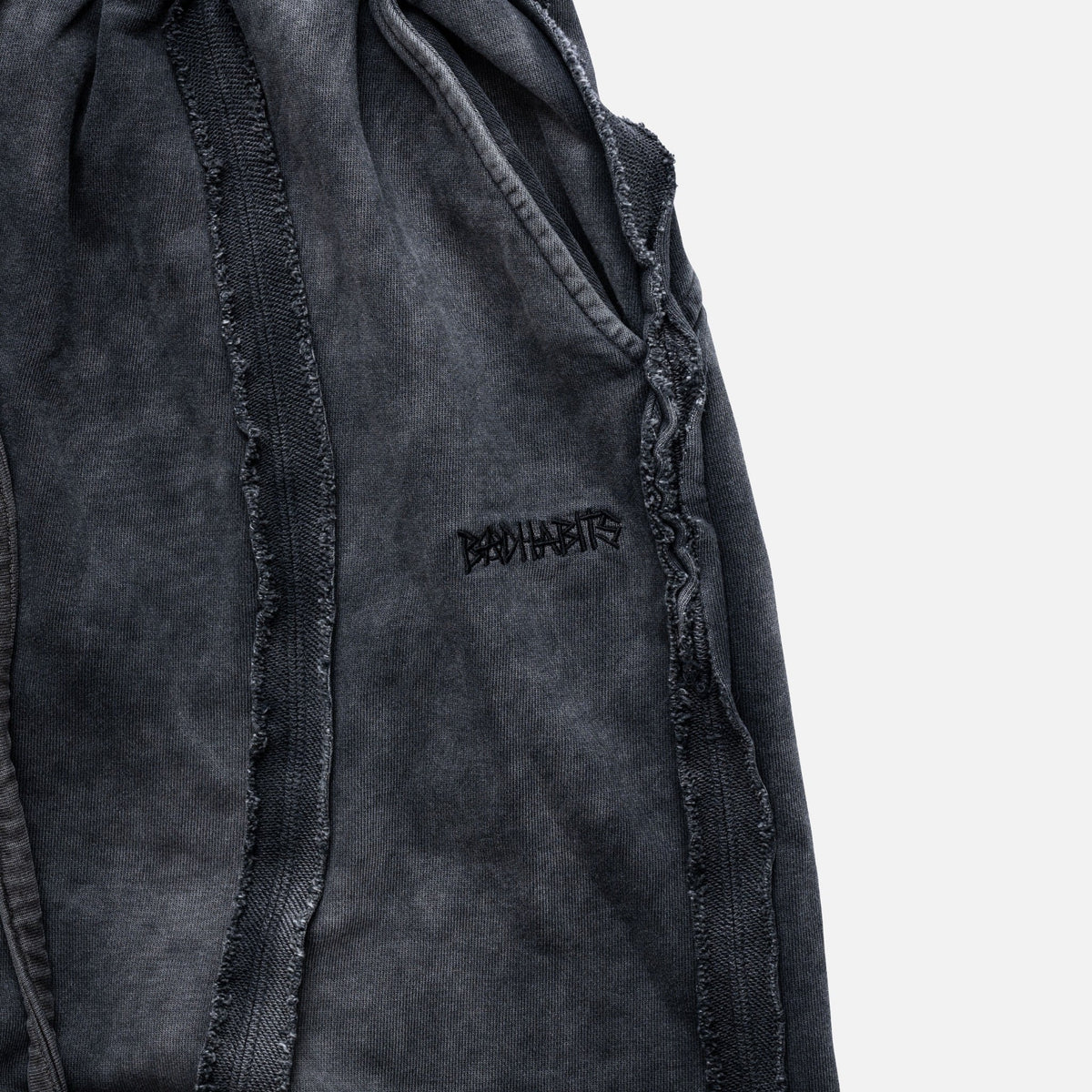 Quần Dài Tamed Baggy Pants - Local Brand Chính Hãng