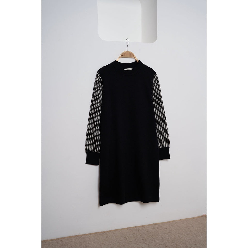 Women's loose wool dress - Loose long wool dress VIENNE TRAN V63T21T015