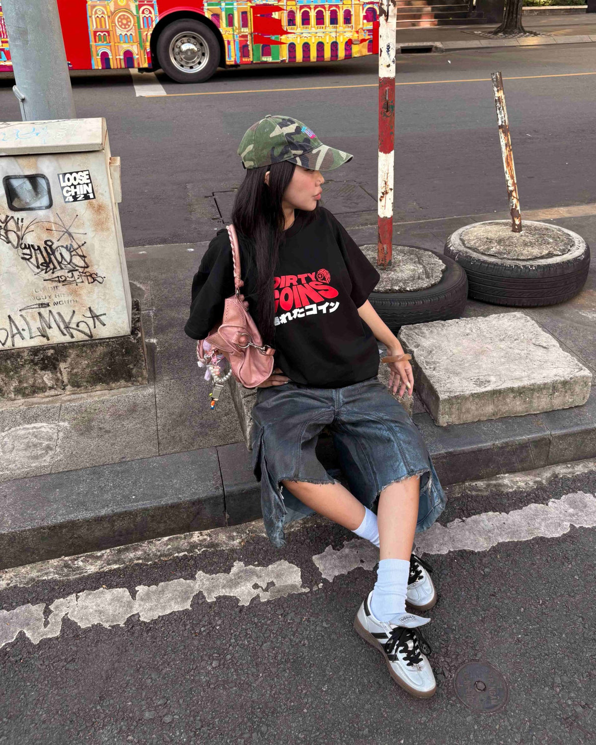 Áo Thun Dirtycoins Wavy Logo T-Shirt - Local Brand Chính Hãng