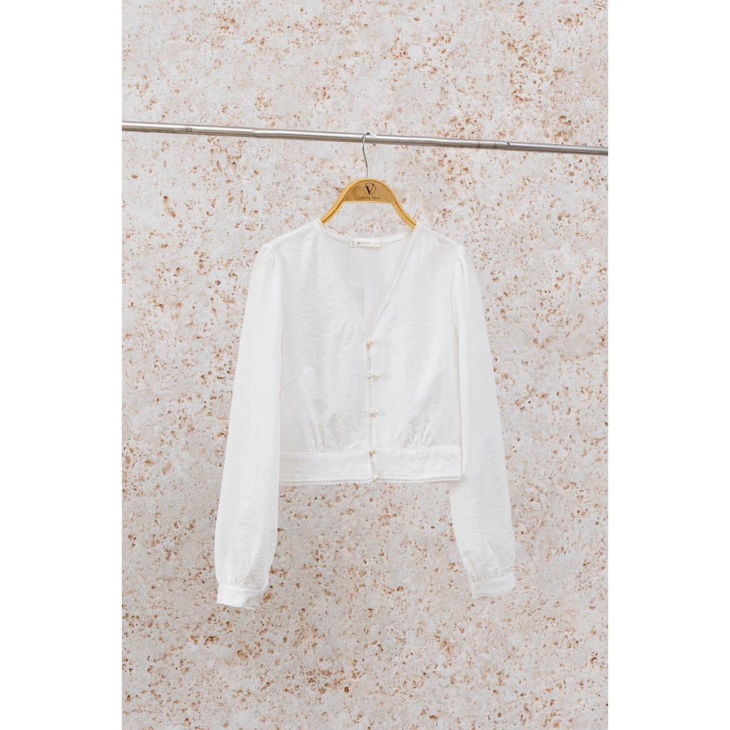 Women's shirt with lace collar and cuffed sleeves - Soft, cool, wrinkle-free fabric shirt VIENNE TRAN V61H22Q039