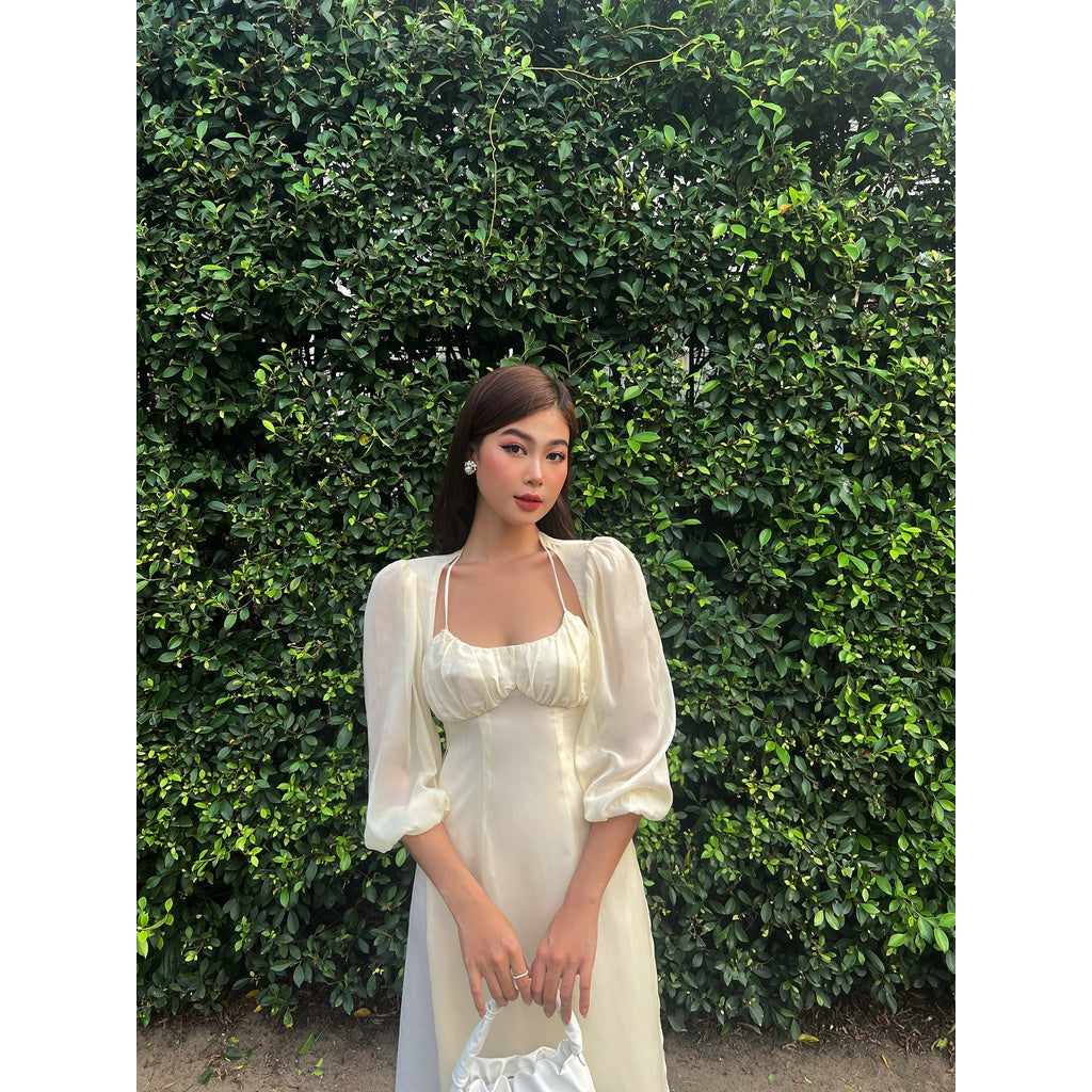 Chi Mai Ao Dai - CLÉLIE