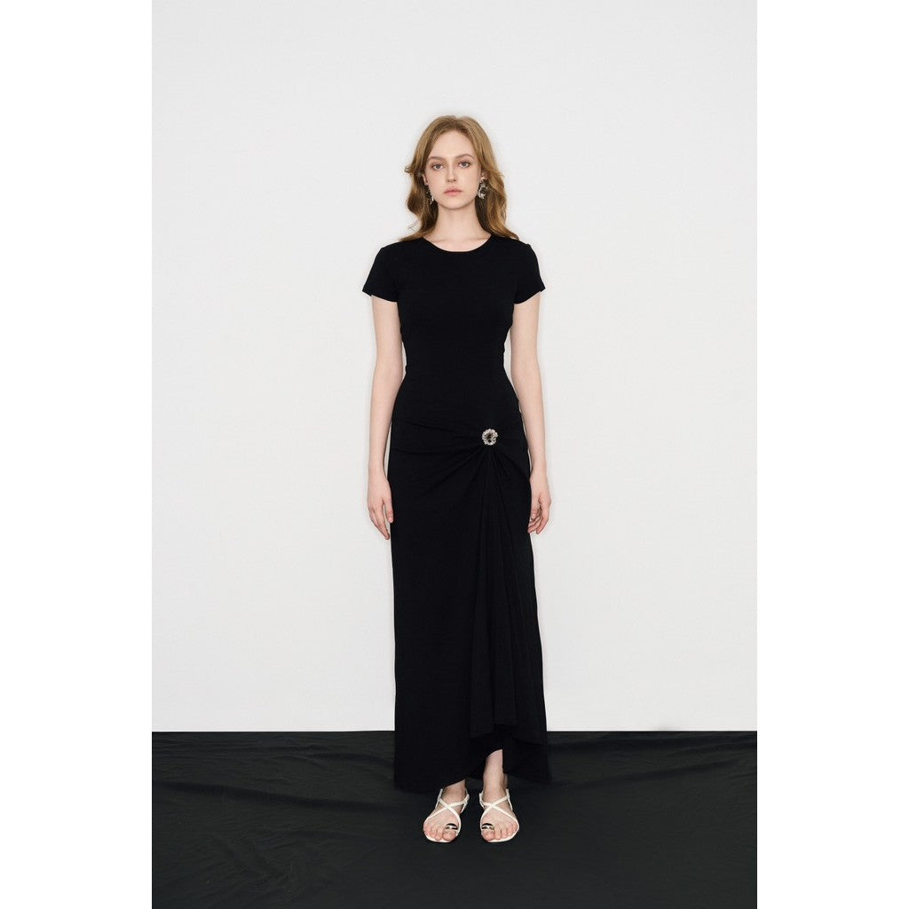 LUVITA_DXV150060 Elegant Black Long Bodycon Dress