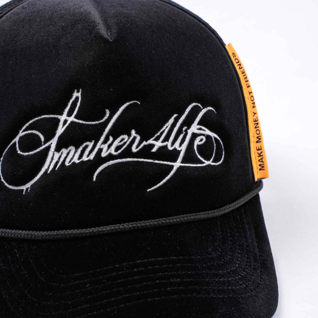 [SMAKER] Nón mũ lưỡi trai màu đen chất nhung - $4L TRUCK HAT IN BLACK VELVET