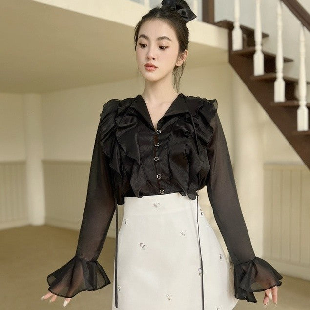 RECHIC Karie Blouse with flared sleeves and a delicate row of ladylike buttons