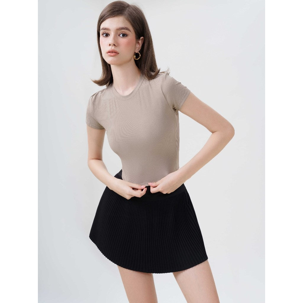 RECHIC Áo thun cổ tròn Wren croptop form ôm trẻ trung năng động