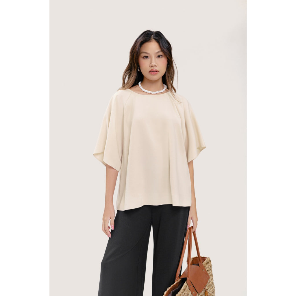 LIBÉ - Ivory white raglan sleeves round neck loose shirt