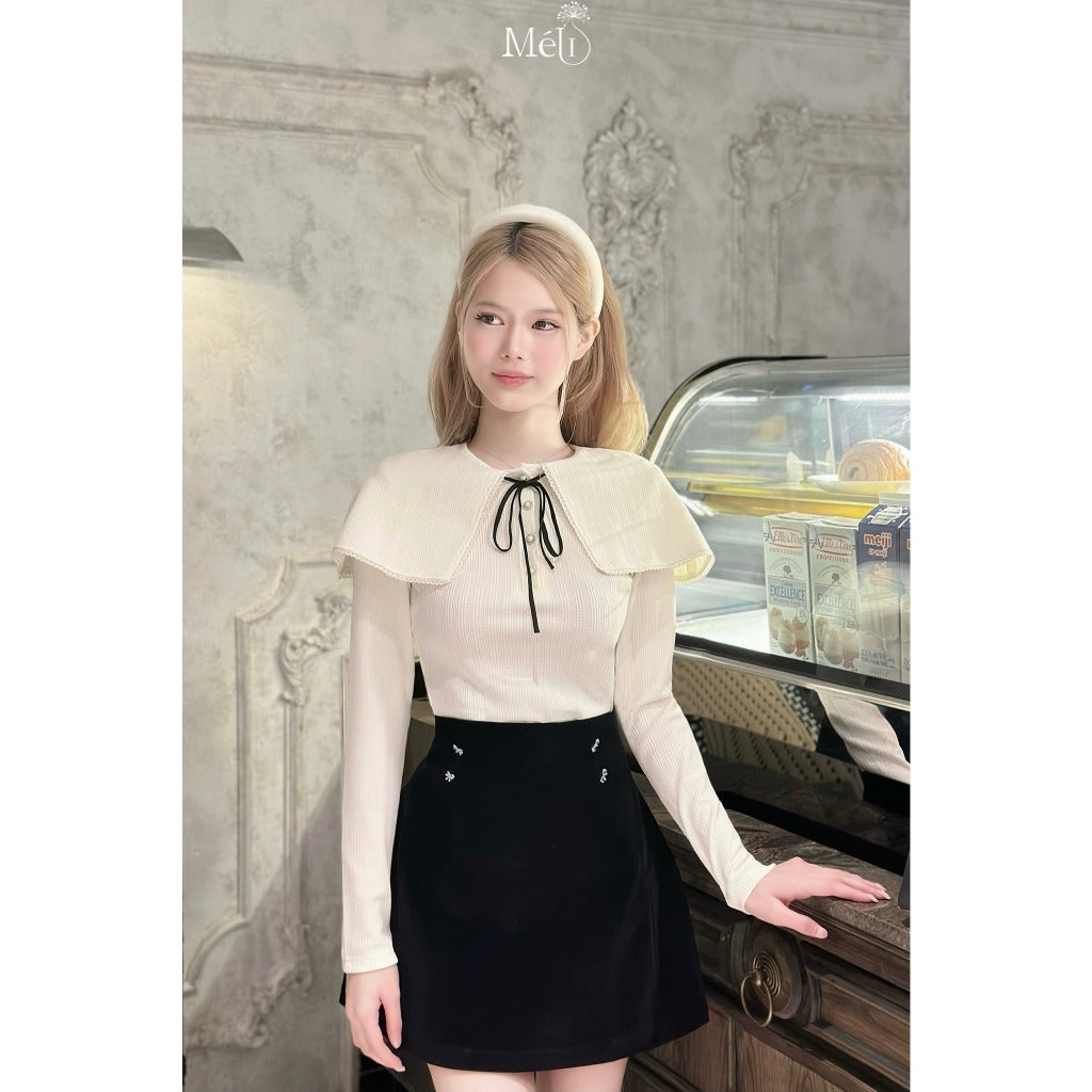 [VOUCHER_SALE]Long cream sweater with shoulder straps + Short A-line black velvet skirt with bow.