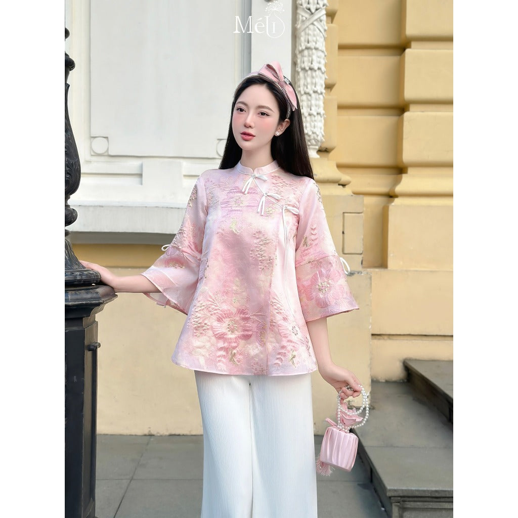 [HUNTING FOR SALE 3.3] Floral Set - Material: Pink silk with floral patterns, shape: loose short sleeves - Méli Design