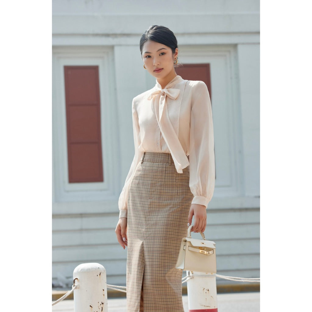 HUONG BOUTIQUE silk shirt with bow collar BSSM45