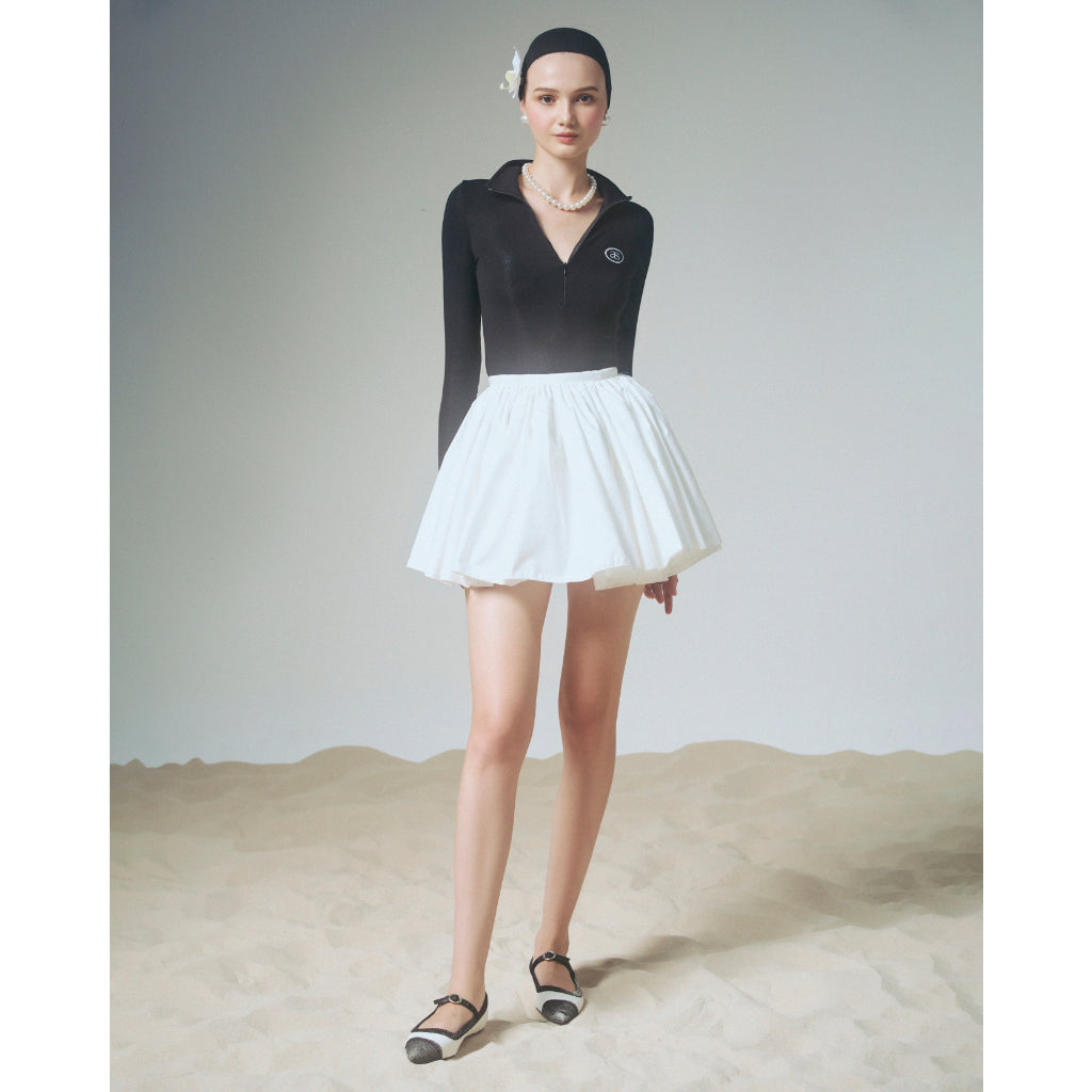 Loure Swan Short Flare Skirt | 4257 | Lana Official