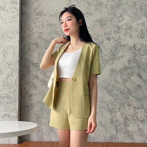 Áo đờ mi Blazer cổ V nắp túi giả phối Quần short cạp liền túi cơi giả VIEN TRAN V64S24H002,V65D24H017