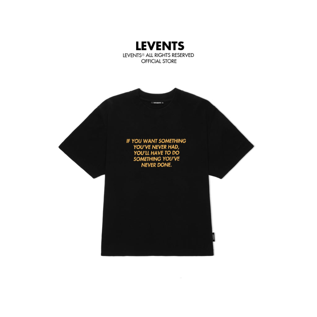 Boxy Levents Something/Black t-shirt