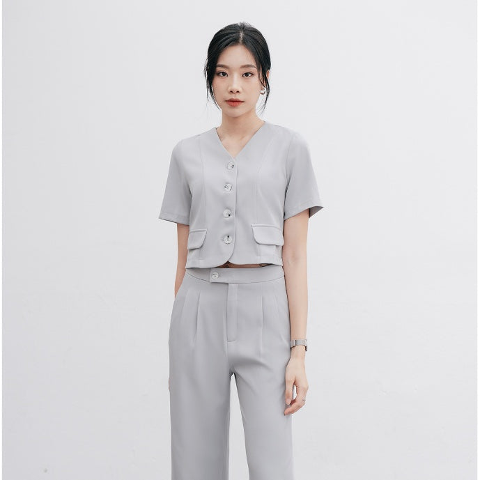 Mid-cut crop top with buttoned collar and faux pockets, wide-leg pleated pants, VIEN TRAN V65D24H003, V64W24Q003