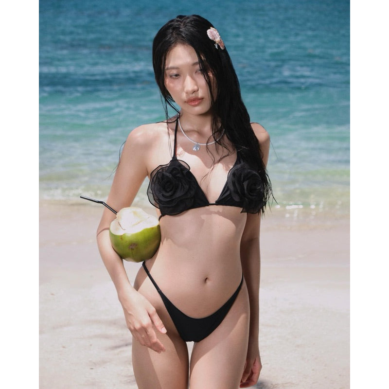 DUNE DE LABEL l Black and White Floral Triangle Bikini l ROSES BIKINI