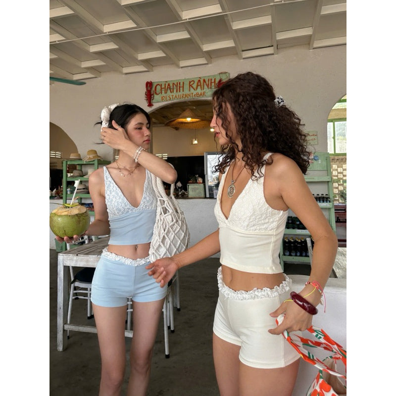ONSRA.CO | Sexy women's set of lace croptop + shorts - Hot trend beach outfit for girls | Erica Set