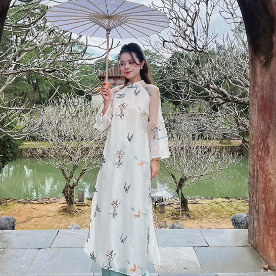 [PRE-ORDER] Modern Ao Dai with 4 panels embroidered with Iris flowers 