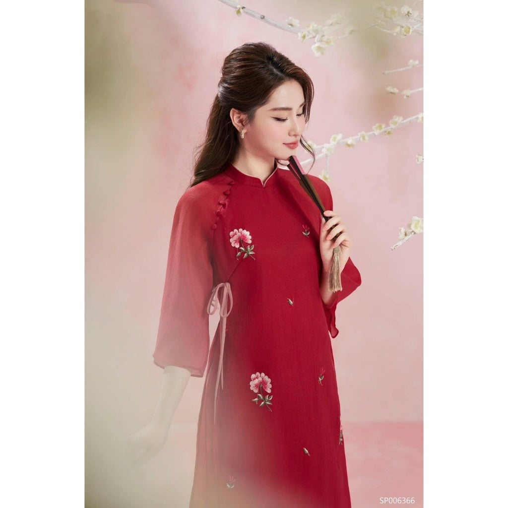 Embroidered Floral Ao Dai Dress, Crepe Silk Voile, Loose-fitting and Easy to Wear - Moc An Ao Dai 