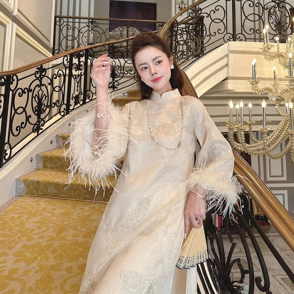 [PRE-ORDER] My Nhan innovative ao dai with feather sleeves 