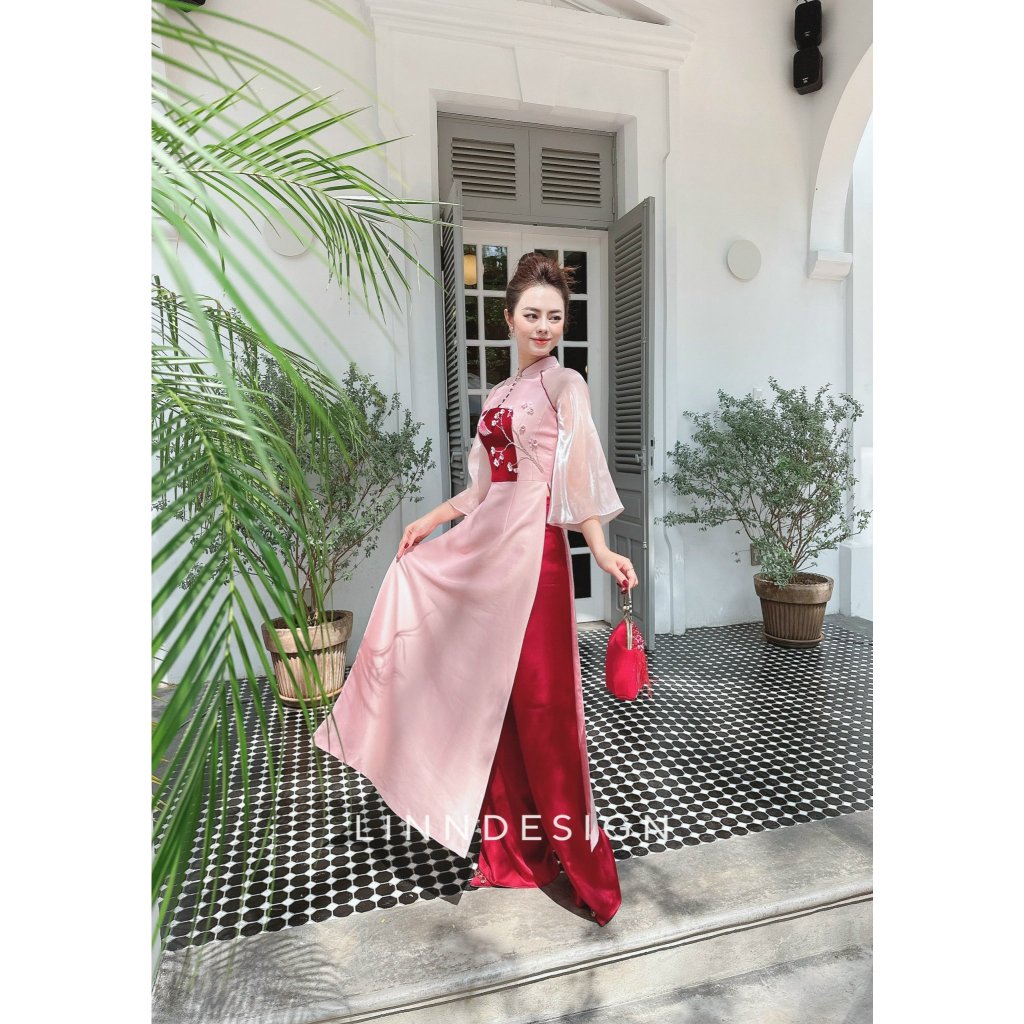 [PRE-ORDER] Ngoc Nu modernized Ao Dai (pants included) 