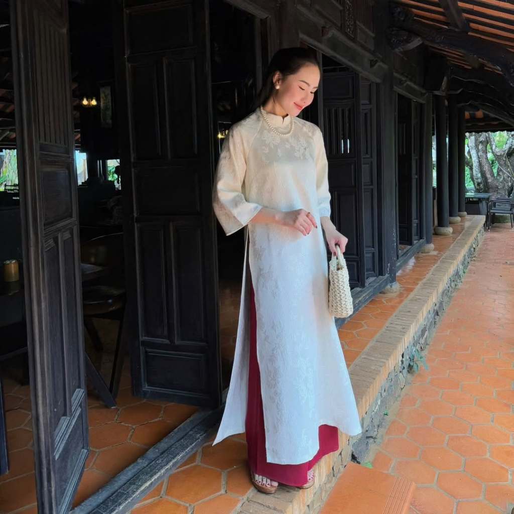 [VAN AN - TET 2026] XUAN LAM Ao Dai - Straight-cut 2-panel design, High-quality Woven Floral Chau Sa Brocade - (AVAILABLE)