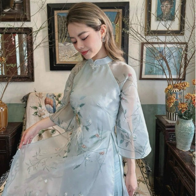 [PRE-ORDER] Luc Cam modernized Ao Dai (pants included) 