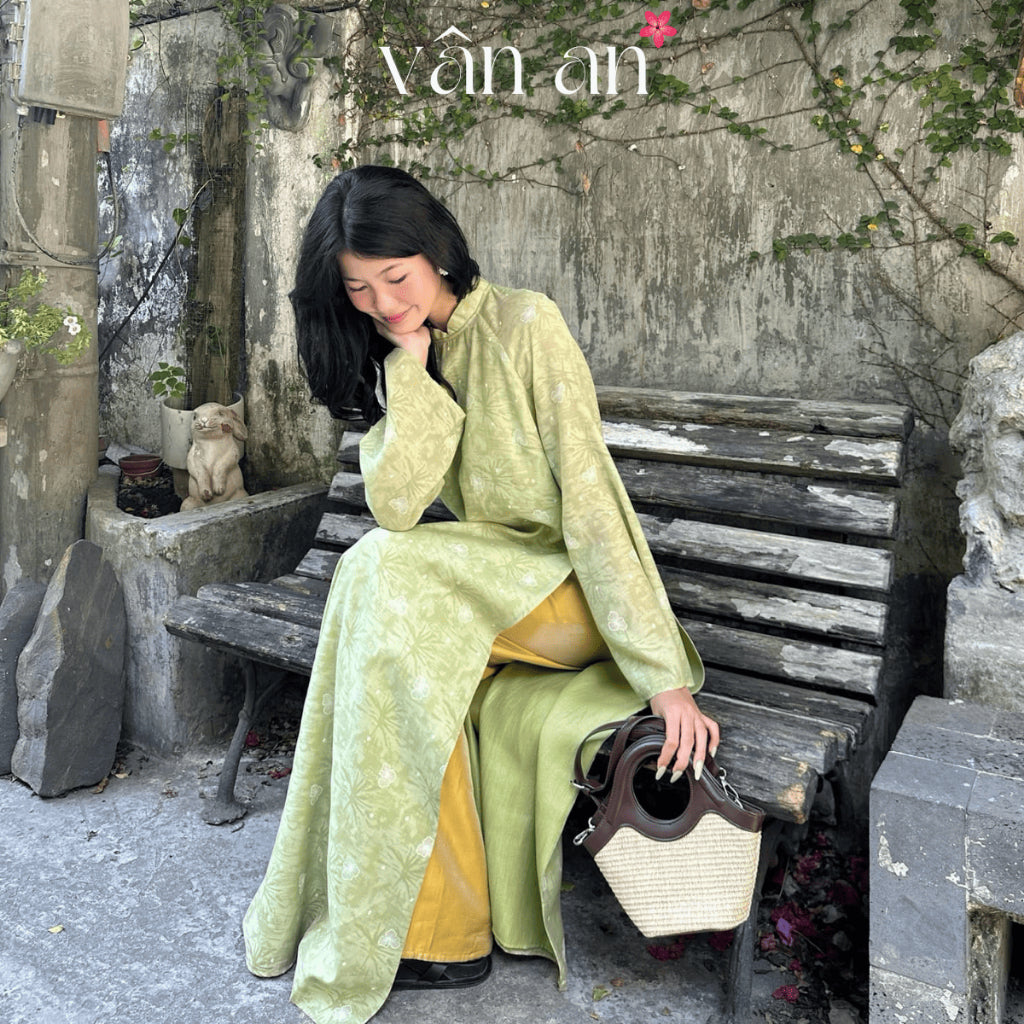 [VAN AN - TET 2026] Ao Dai THUONG XUAN - 4-Panel Design, Crep Silk Material with Lightly Printed Patterns - (AVAILABLE)