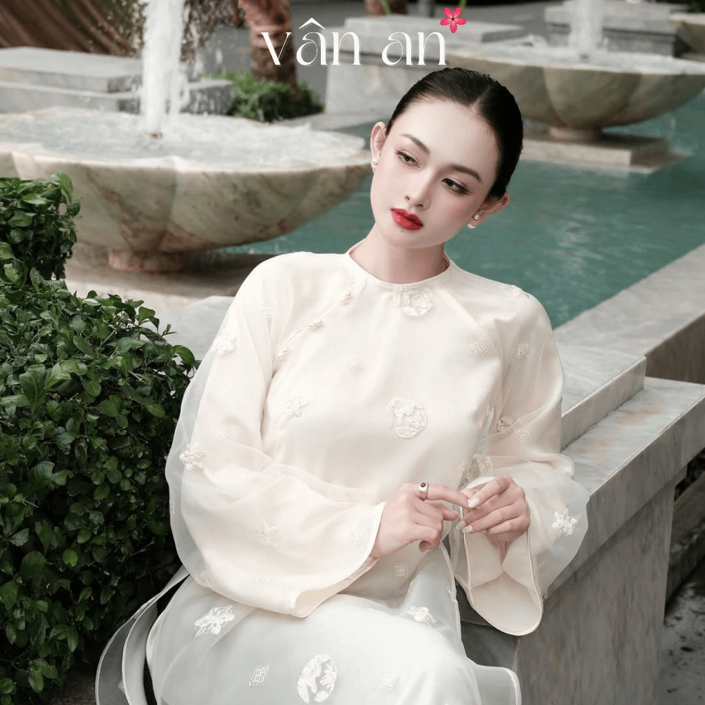 [VAN AN] NGUYET LINH Ao Dai - TET Ao Dai - Long Sleeves, Long Design with 4 Panels - Silk Material with Embroidered Cake Pattern