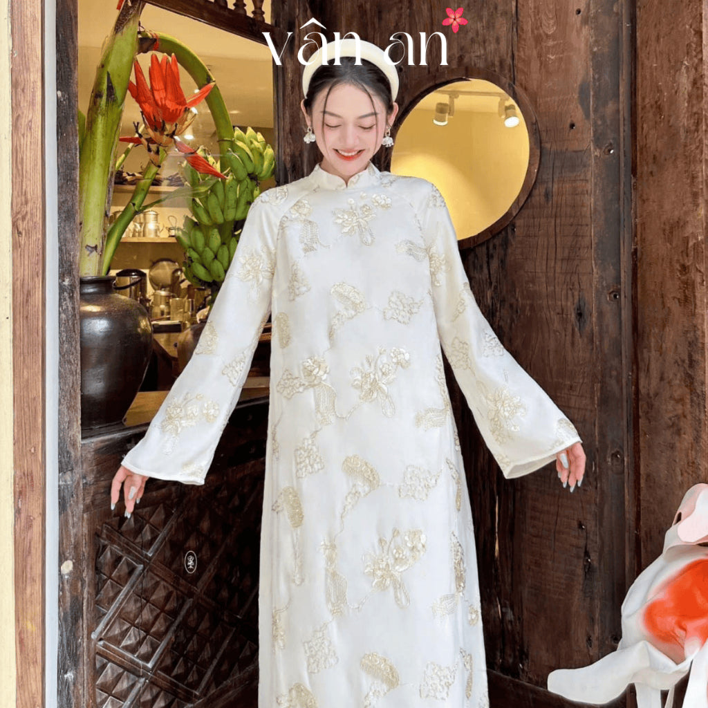 [VAN AN - TET COLLECTION 2026] HOANG TRAM Ao Dai - Long, Long Sleeves, 4 Panels - High Quality Organza Material with Glitter Embroidery