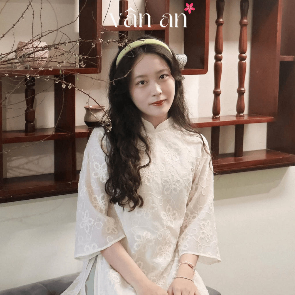 [VAN AN - TET 2026] XUAN VU Ao Dai - 4-panel straight-cut, silk chiffon material with elegant floral embroidery - (AVAILABLE)