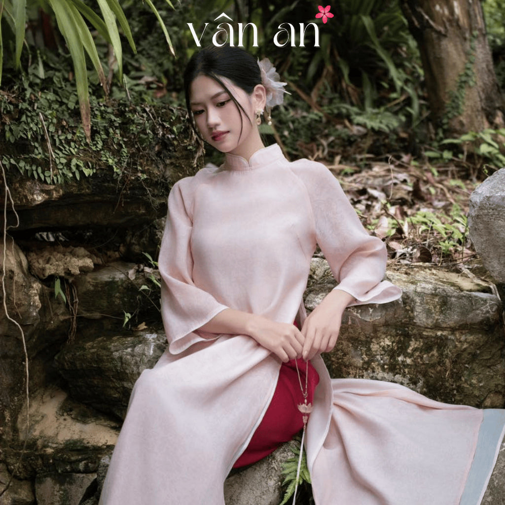 [VAN AN - TET 2026] NHA TRUC Ao Dai - 4-panel Straight Design - Crepe Silk Material with High-Quality Embossed Floral Pattern - (AVAILABLE)