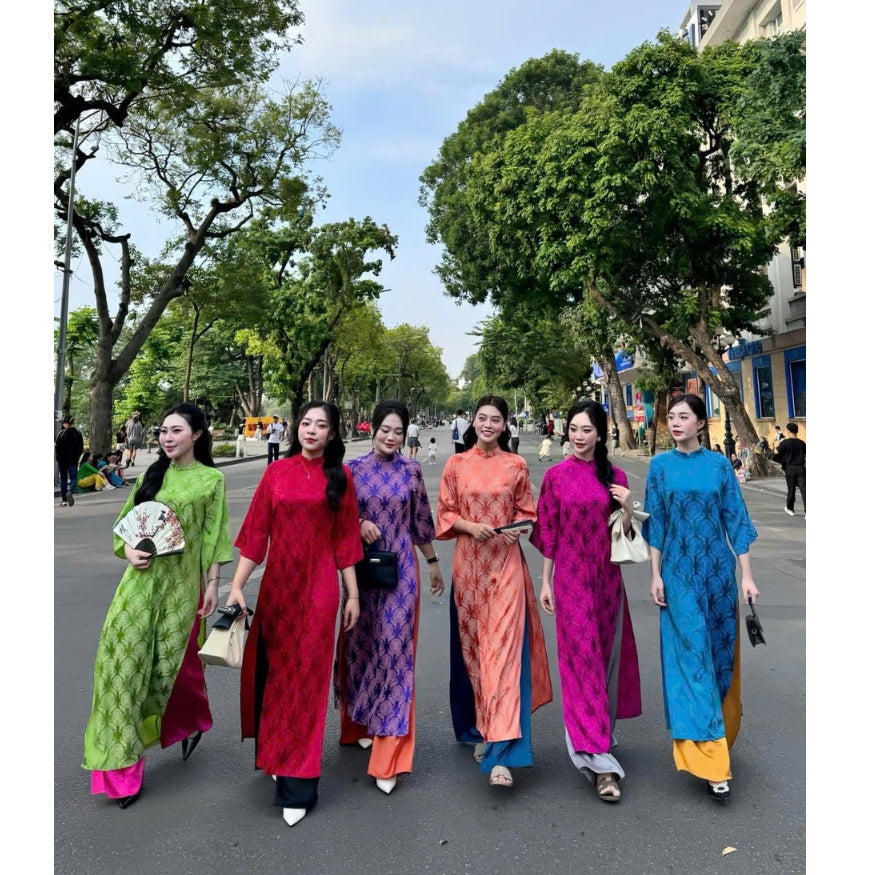 Longevity Batwing Brocade Ao Dai - Moc An Ao Dai, a modern, loose-fitting Ao Dai that's easy to wear and hides imperfections well. 
