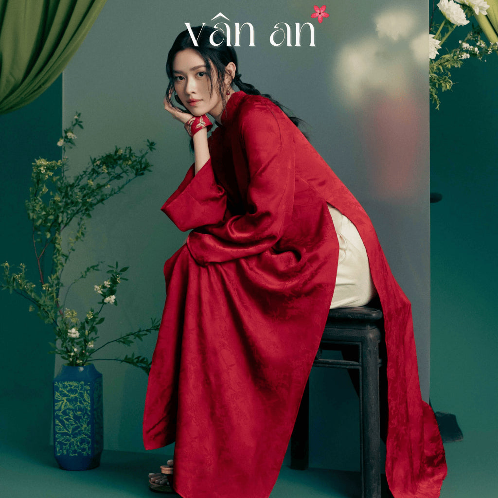 [VAN AN - TET 2026] CHAU VU Ao Dai - Long Design, Long Sleeves - High Quality Woven Chunky Brocade Material - (AVAILABLE)