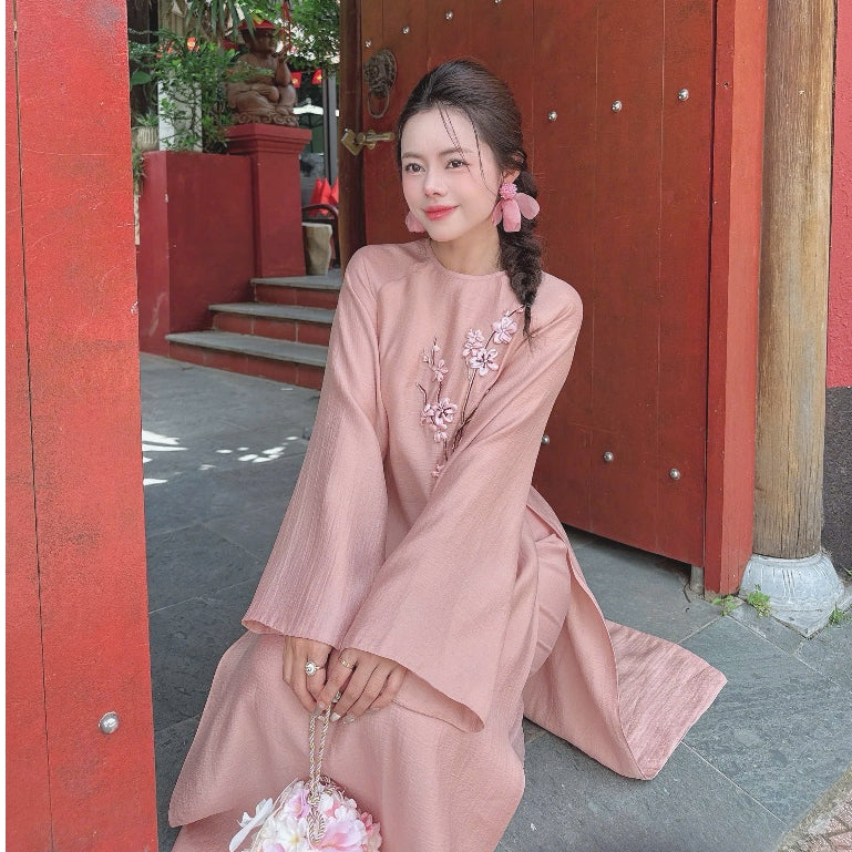 [PRE-ORDER] Modernized ao dai with 4 panels embroidered with hand-made ribbons by Cam Tich LINN Design 