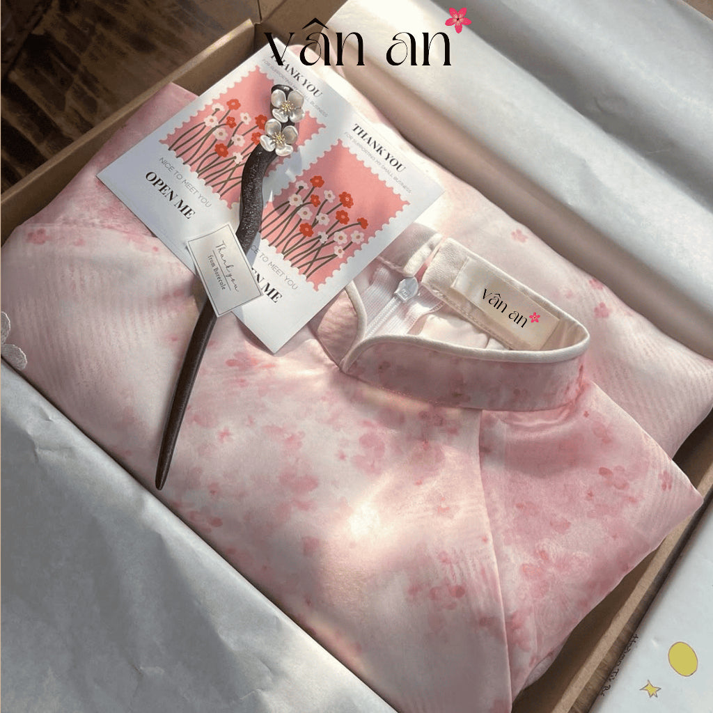 [VAN AN - TET 2026] NEW YEAR Ao Dai - Straight Fit, Half Sleeves with 4 Panels - Silk Material Embroidered with Elegant Apricot Blossom Pattern