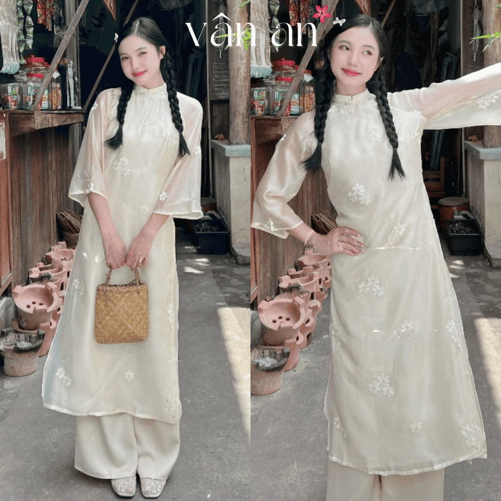 [VAN AN - TET 2026] NEW YEAR Ao Dai - Straight Fit, Half Sleeves with 4 Panels - Silk Material Embroidered with Elegant Apricot Blossom Pattern