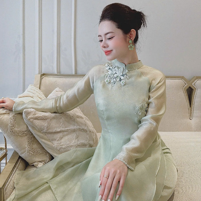 [PRE-ORDER] LINN Design 4-panel modernized ao dai with hand-sewn flowers by Diep Kha 