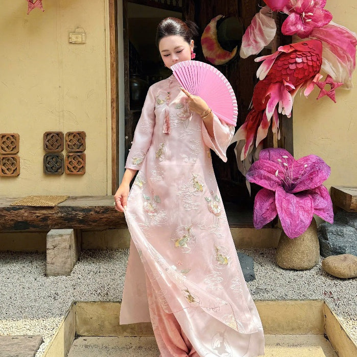 [PRE-ORDER] LINN Design 4-panel Ao Dai with lotus and fish embroidery Ngoc An 