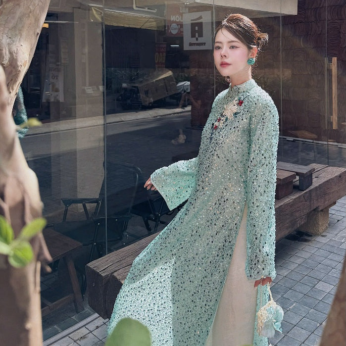 [PRE-ORDER] LINN Design 4-panel Ao Dai with Hoa Thuy ribbon embroidery 