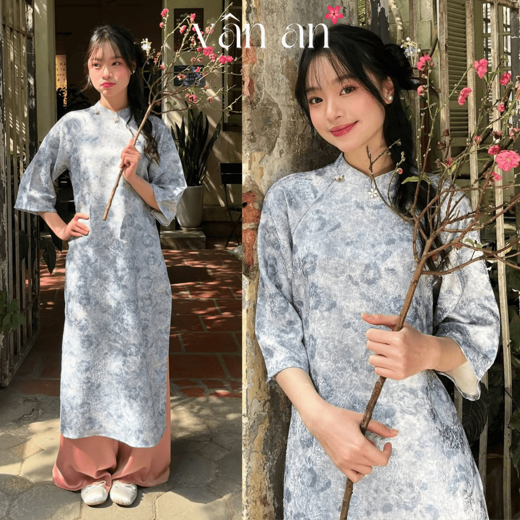 [VAN AN - TET 2026] TRUC LAM Ao Dai - Straight cut, Half sleeves, Two panels - Woven brocade material, floral charm on collar