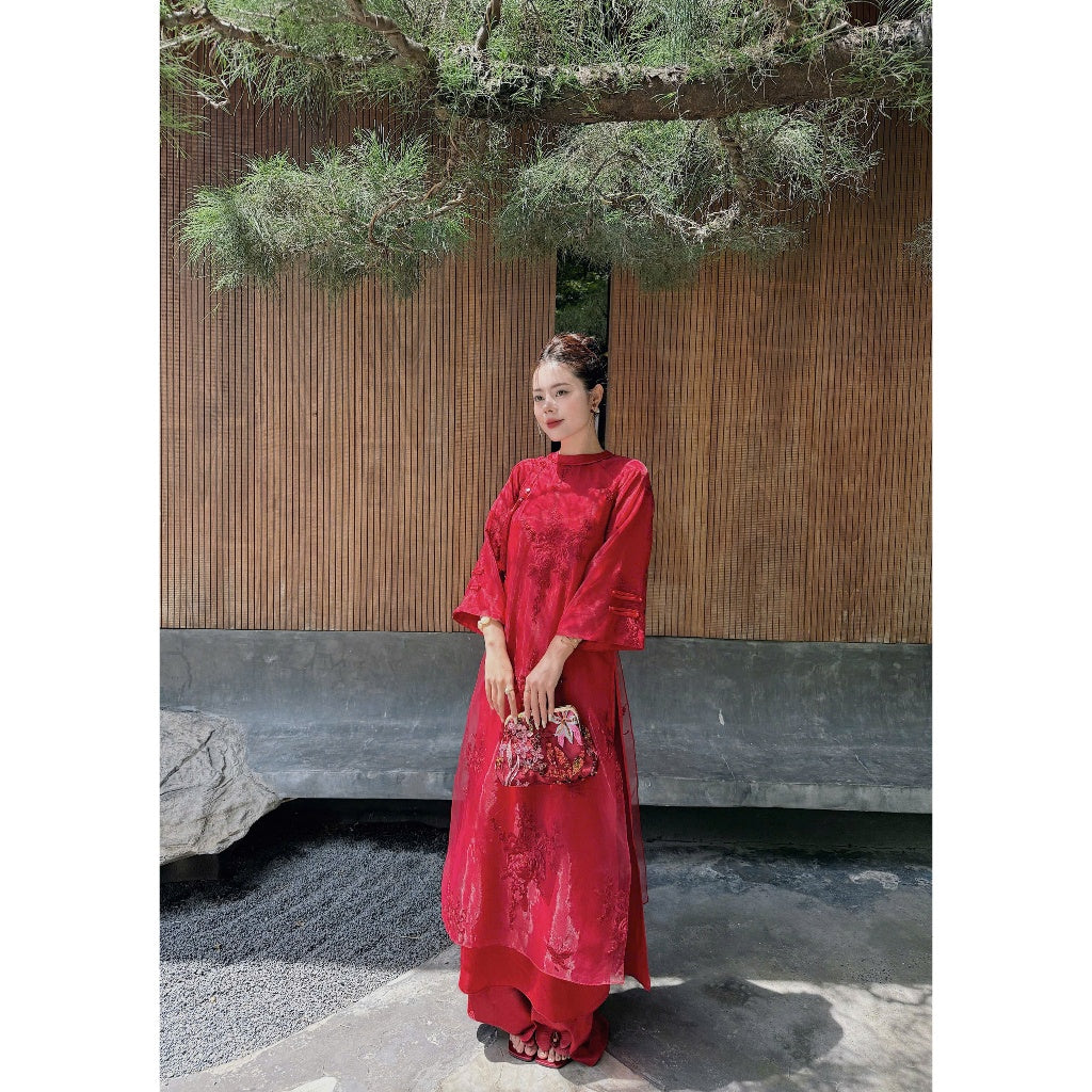 [PRE-ORDER] Modern Ao Dai with 4 panels and a solid collar by Ngoc An LINN Design 