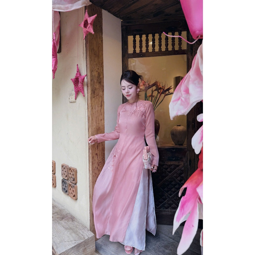 [PRE-ORDER] LINN Design-Tieu Kieu floral embroidered Ao Dai 