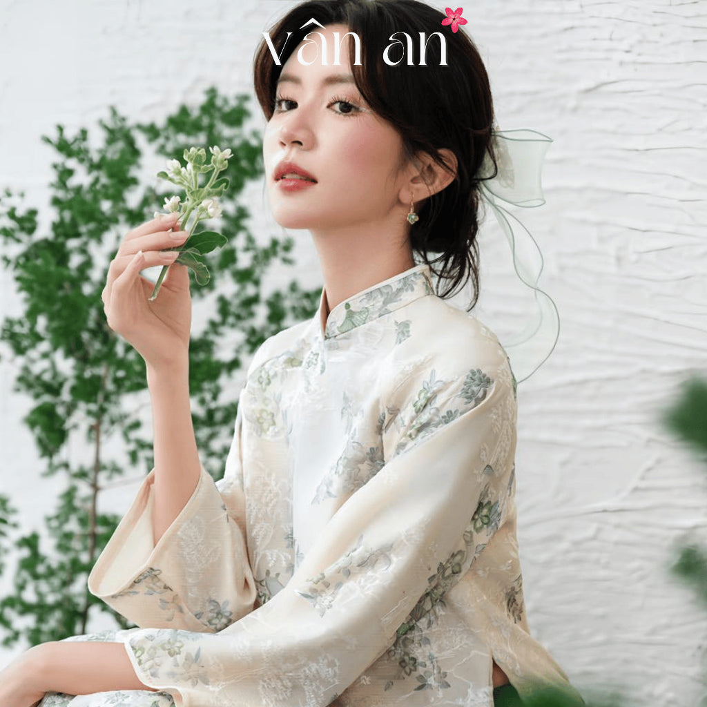 [VAN AN - TET 2026] TU DIEP Ao Dai - Straight Fit, 4-Panel Design - High Quality Silk Material with Gentle, Elegant Printed Patterns