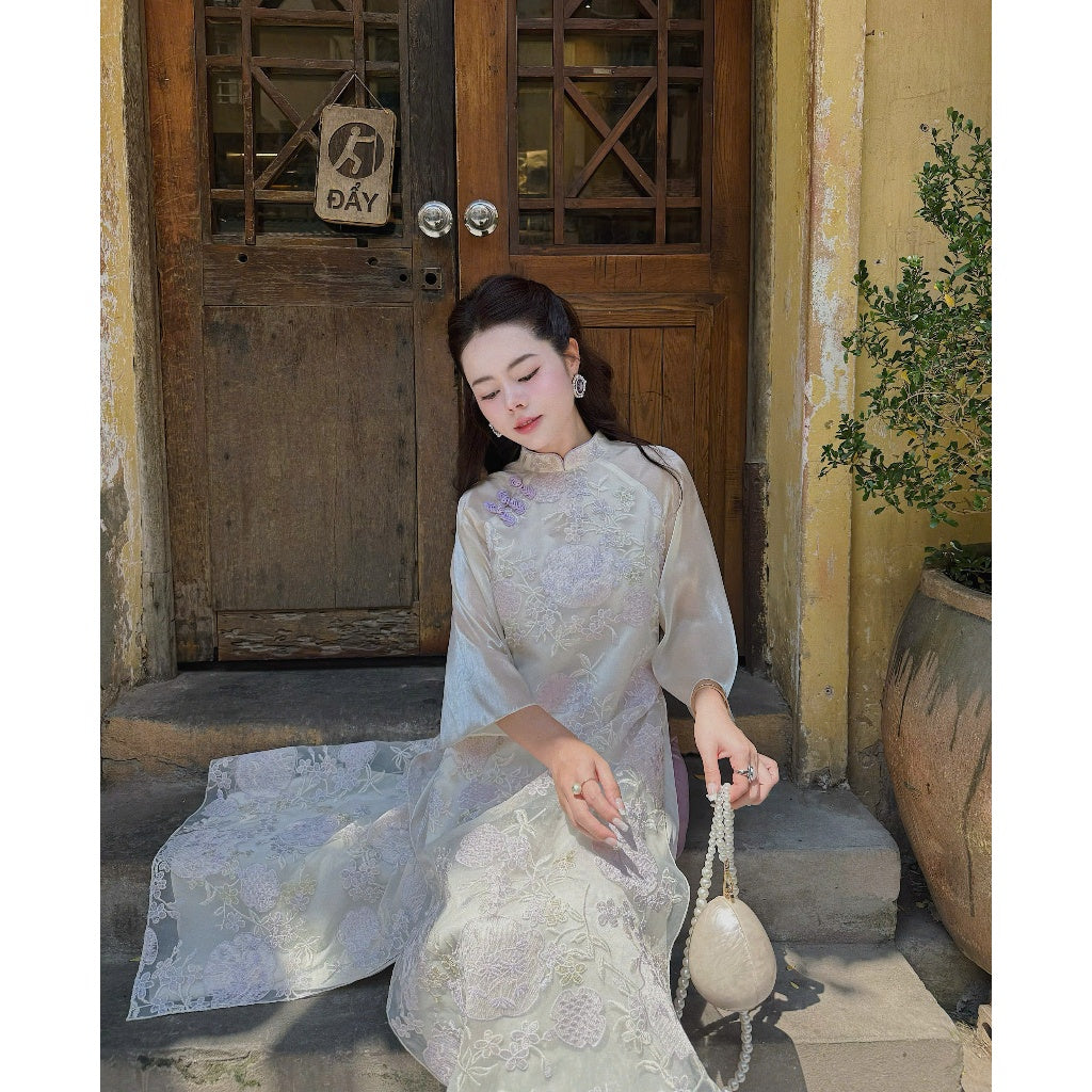 [PRE-ORDER] Modernized Ao Dai with Ginkgo flower embroidery - LINN Design 