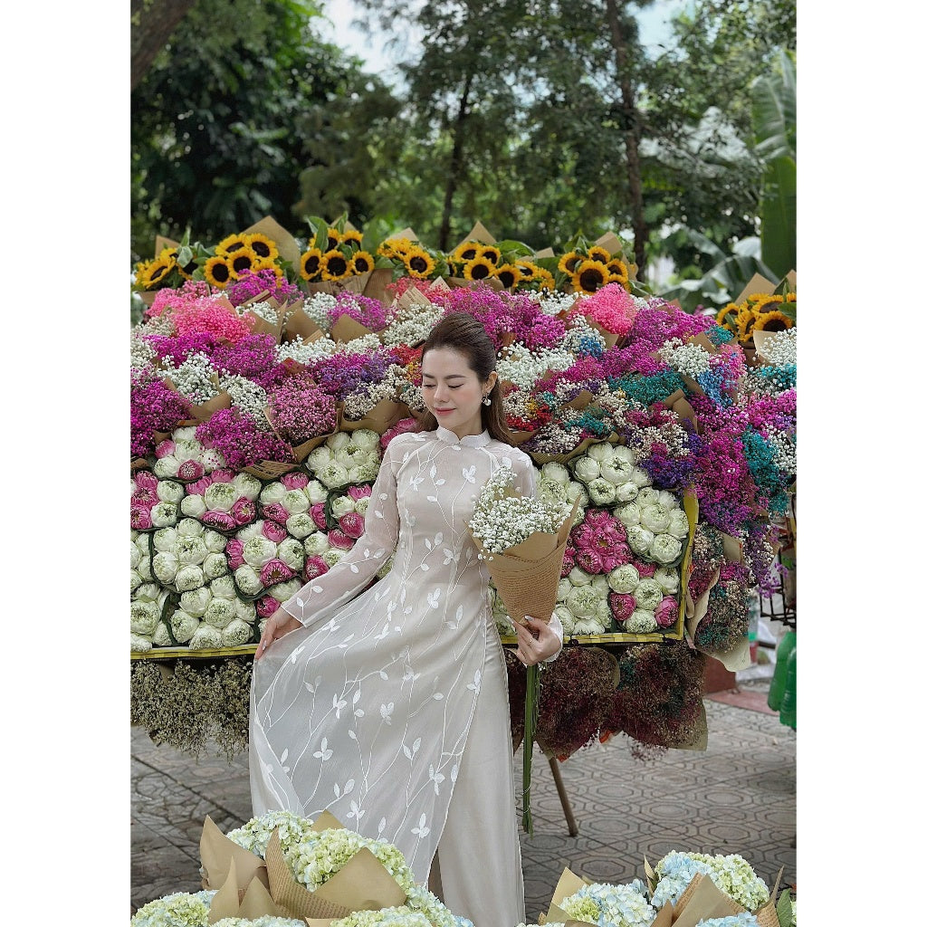 [PRE-ORDER] Traditional embroidered 4-panel ao dai by To Anh LINN Design 