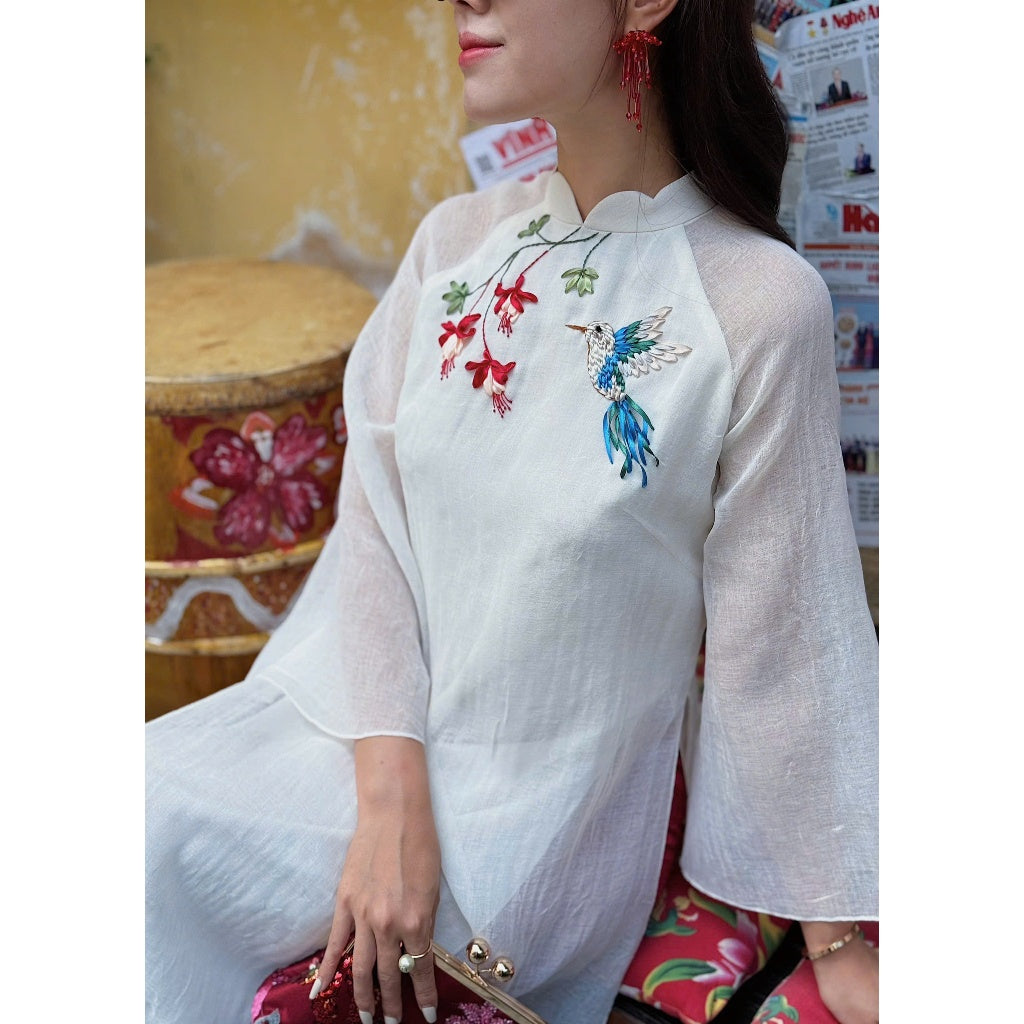 [PRE-ORDER] Modernized ao dai made of soft silk combined with embroidery by Dao Anh LINN Design 