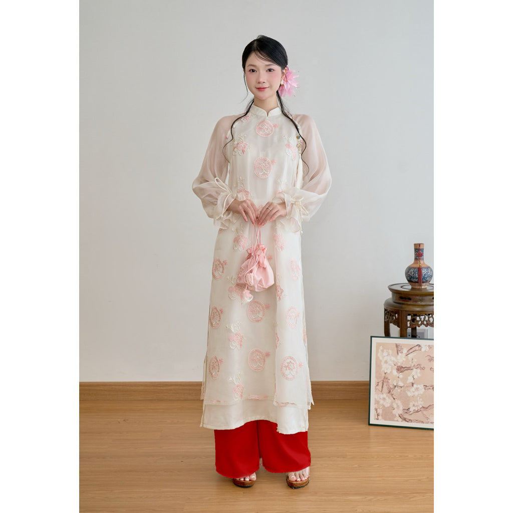 Ngoc Tien modernized ao dai in pink beige with delicate daffodil embroidery, high-quality silk mixed with glass – SD360 LANA DESIGN