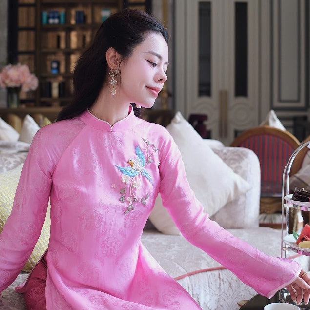 [PRE-ORDER] Ao dai with embroidered ribbon Thu Y 