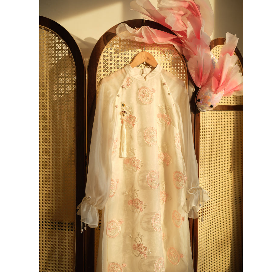 Ngoc Tien modernized ao dai in pink beige with delicate daffodil embroidery, high-quality silk mixed with glass – SD360 LANA DESIGN